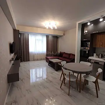Kirayə verilir 2 otaqlı mənzil 80 m² — Bakı 2 otaq 80.00 m²