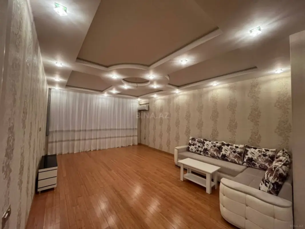 Satılır 3 otaqlı mənzil 90 m²