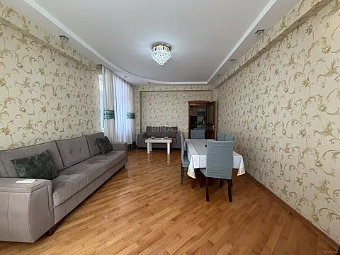 Satılır 3 otaqlı mənzil 93.6 m² — Bakı, Həzi Aslanov qəs. 3 otaq 93.60 m²