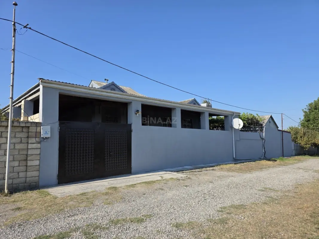 Satılır 4 otaqlı həyət evi 110 m²