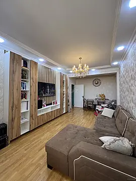 Satılır 3 otaqlı mənzil 110 m² — Bakı, İnşaatçılar 3 otaq 110.00 m²