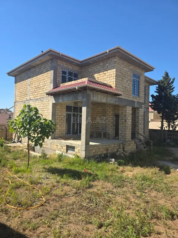 Satılır 7 otaqlı həyət evi 363 m²