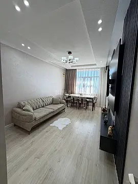 Satılır 3 otaqlı mənzil 86 m² — Bakı, Həzi Aslanov qəs. 3 otaq 86.00 m²