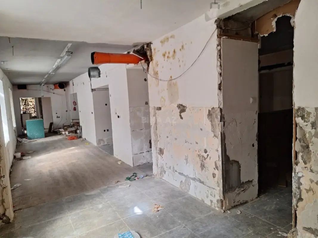 Kirayə verilir obyekt 105 m²