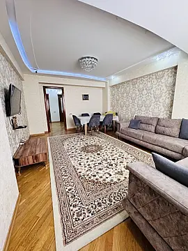 Kirayə verilir 3 otaqlı mənzil 117 m² — Bakı 3 otaq 117.00 m²
