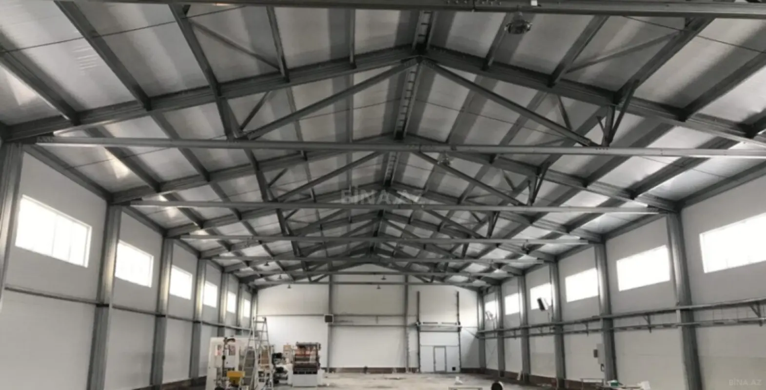 Kirayə verilir obyekt 250 m²