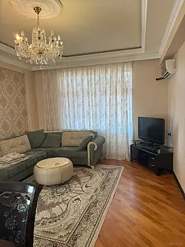 Kirayə verilir 3 otaqlı mənzil 125 m² — Bakı, Nizami 3 otaq 125.00 m²