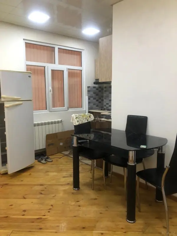 Kirayə verilir 2 otaqlı ofis 45 m²