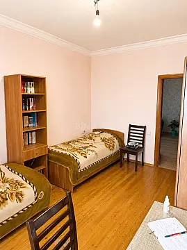 Satılır 3 otaqlı mənzil 100 m² — Bakı, Yeni Günəşli 3 otaq 100.00 m²