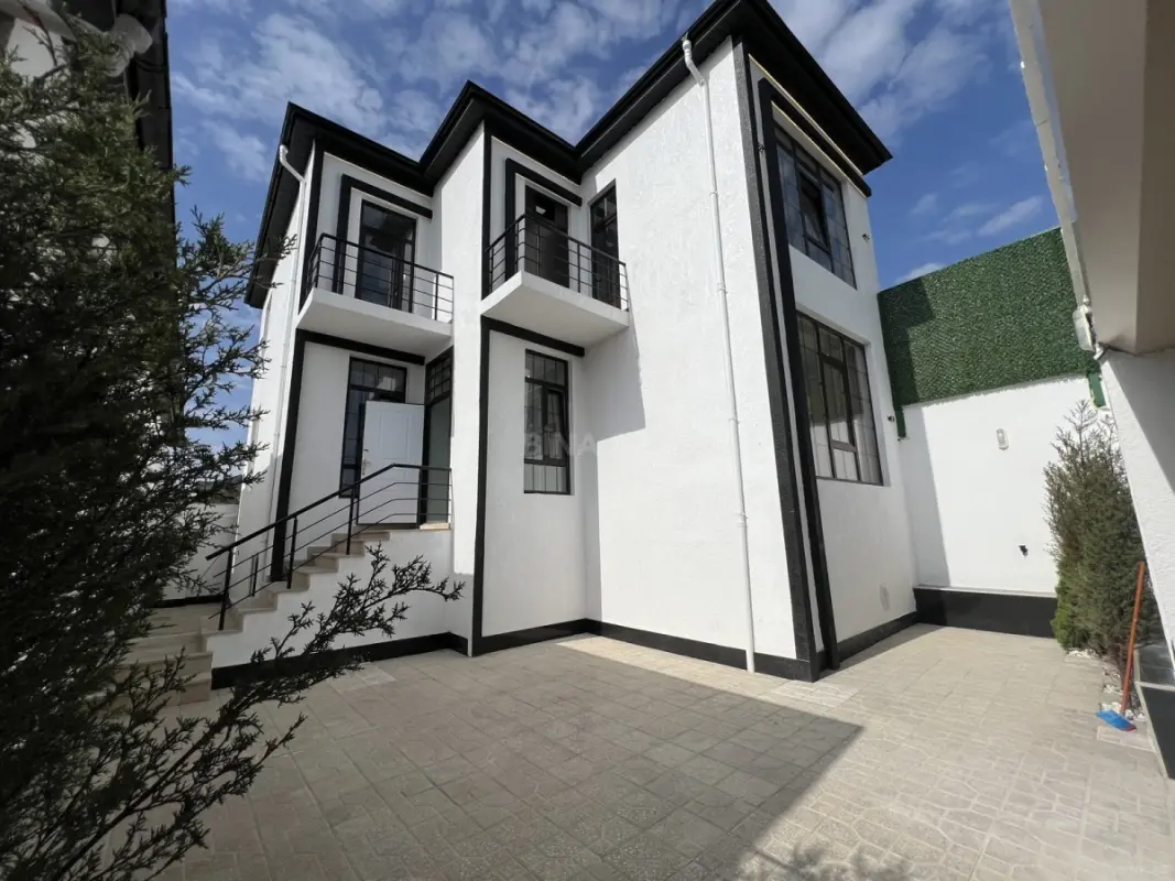 Satılır 4 otaqlı həyət evi 160 m²