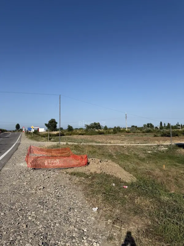 Satılır torpaq sahəsi 100 m²