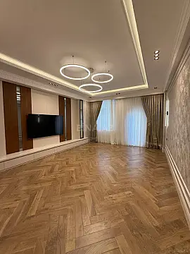 Satılır 4 otaqlı mənzil 185 m² — Bakı 4 otaq 185.00 m²