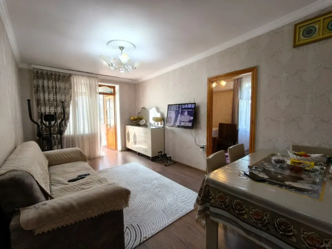 Satılır 2 otaqlı mənzil 55 m²