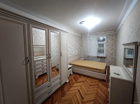 Kirayə verilir 3 otaqlı mənzil 90 m² — Bakı 3 otaq 90.00 m²