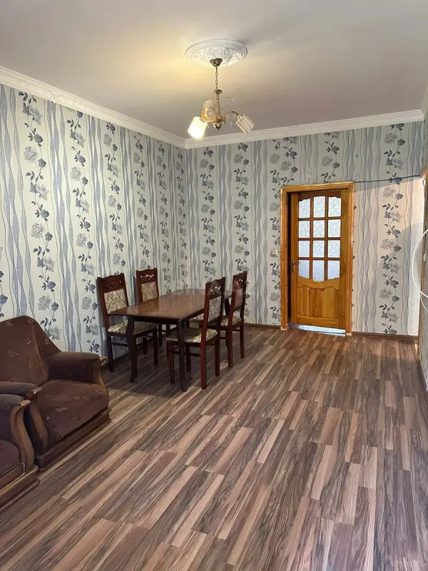 Kirayə verilir 3 otaqlı mənzil 80 m²