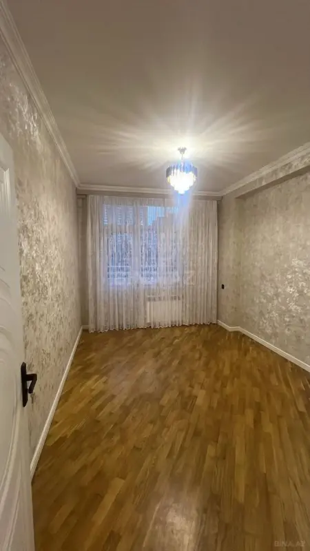 Satılır 2 otaqlı mənzil 62 m²