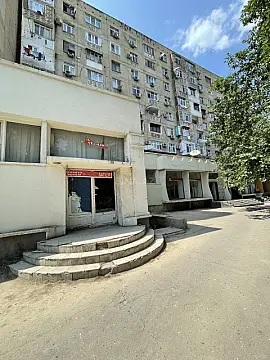 Satılır obyekt 600 m² — Bakı, Memar Əcəmi yanı 600.00 m²