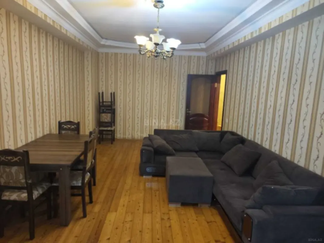 Kirayə verilir 2 otaqlı mənzil 55 m²