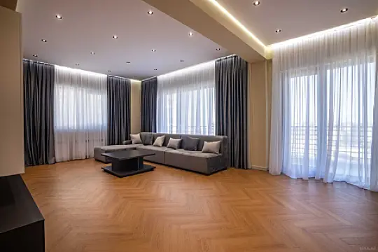 Kirayə verilir 3 otaqlı mənzil 160 m² — Bakı 3 otaq 160.00 m²