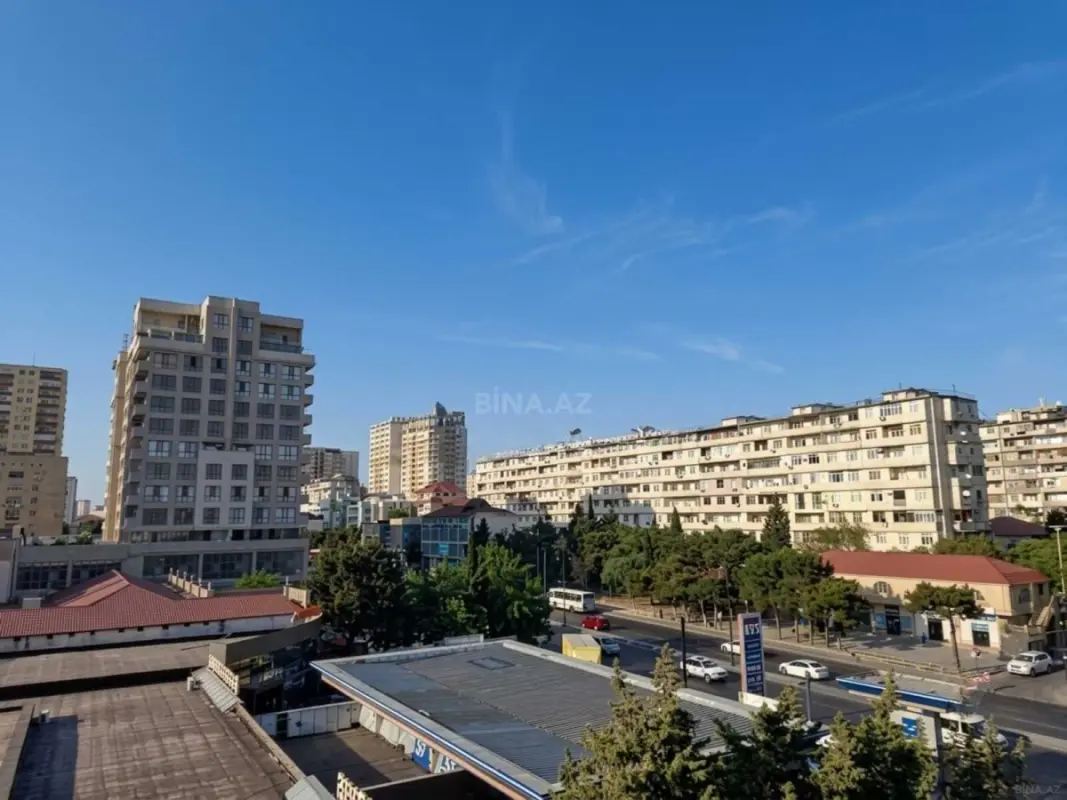 Satılır 3 otaqlı mənzil 82 m²