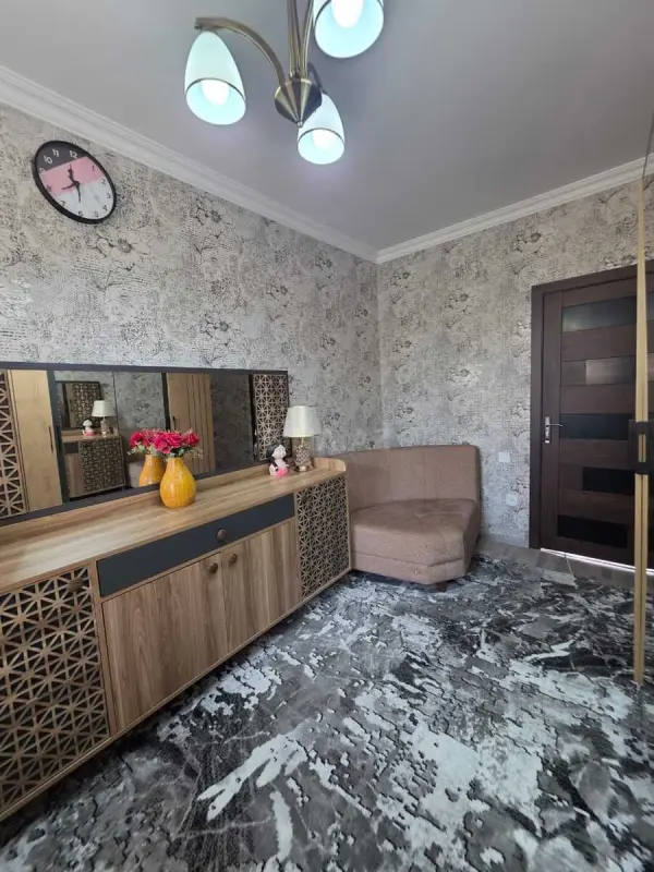 Kirayə verilir 2 otaqlı mənzil 50 m²