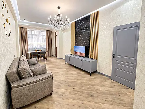 Kirayə verilir 3 otaqlı mənzil 110 m² — Bakı 3 otaq 110.00 m²