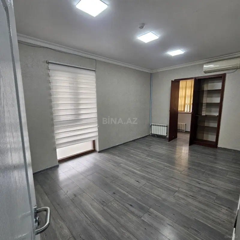 Kirayə verilir 3 otaqlı ofis 120 m²