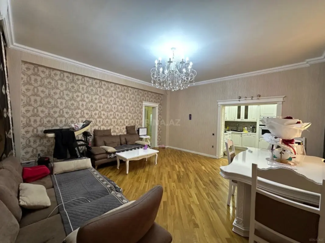 Kirayə verilir 3 otaqlı mənzil 110 m²
