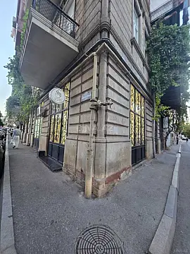 Kirayə verilir obyekt 67 m² — Bakı, Nizami 67.00 m²