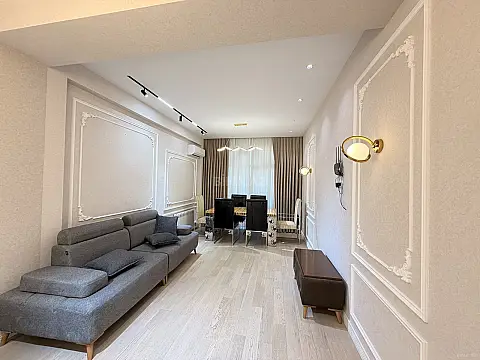 Kirayə verilir 3 otaqlı mənzil 130 m² — Bakı, Nərimanov 3 otaq 130.00 m²