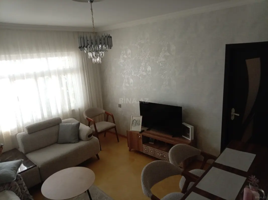 Satılır 4 otaqlı mənzil 81 m²