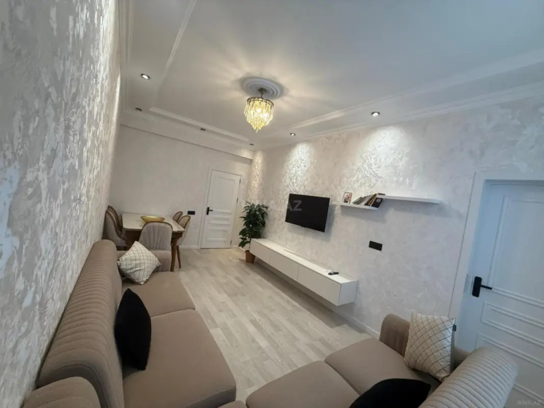 Satılır 2 otaqlı mənzil 56 m²