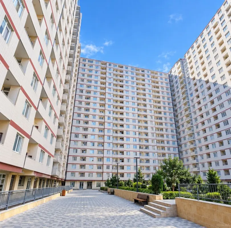 Kirayə verilir 4 otaqlı mənzil 147 m²