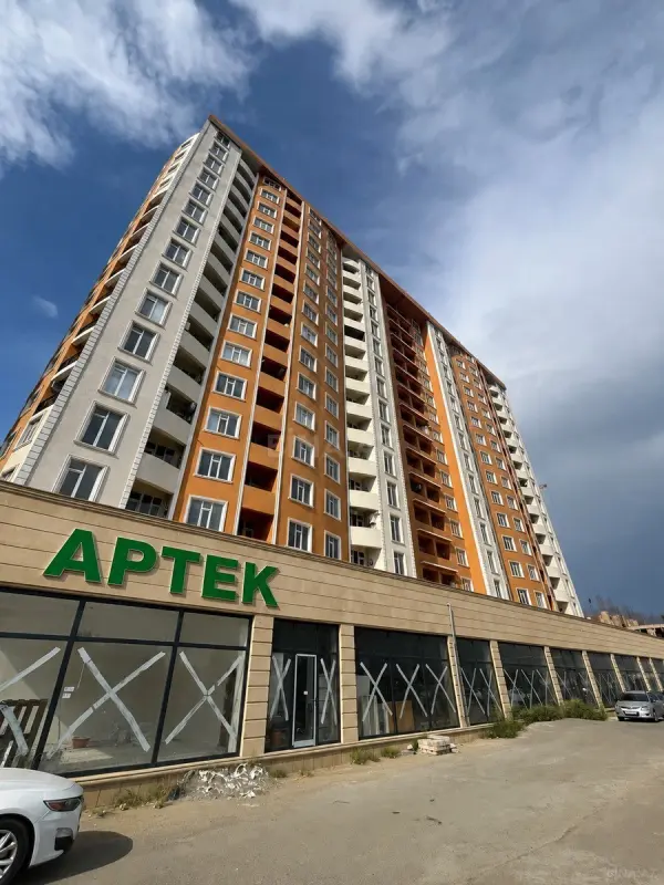 Satılır 3 otaqlı mənzil 88 m²