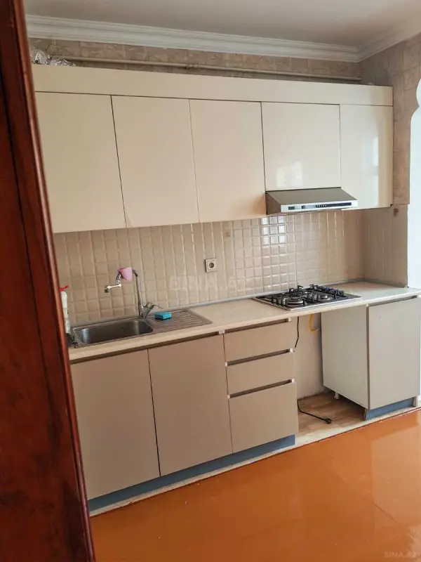 Kirayə verilir 2 otaqlı mənzil 50 m²