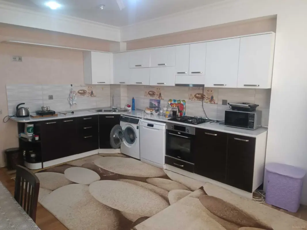 Satılır 3 otaqlı mənzil 115 m²