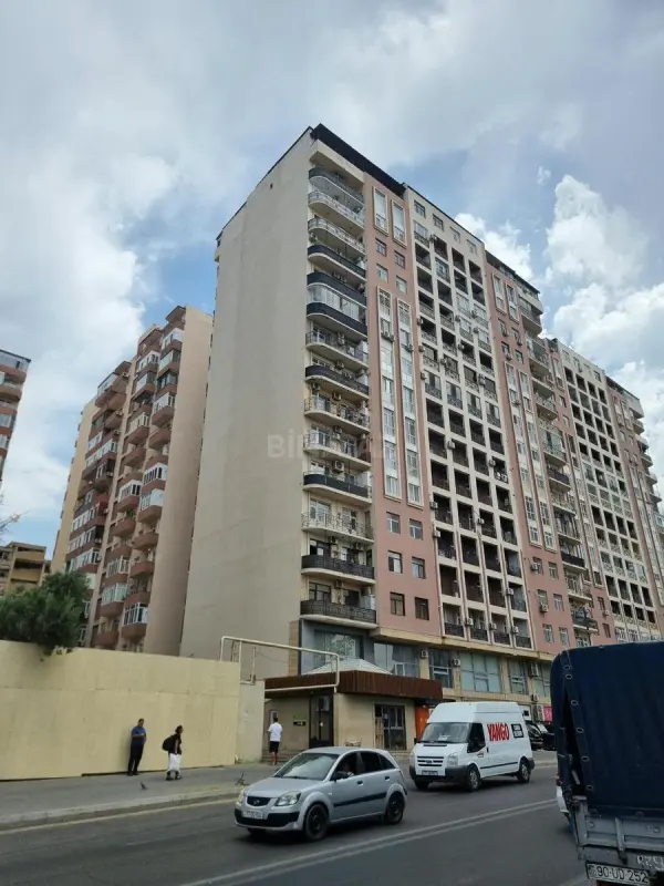 Satılır 3 otaqlı mənzil 70 m²