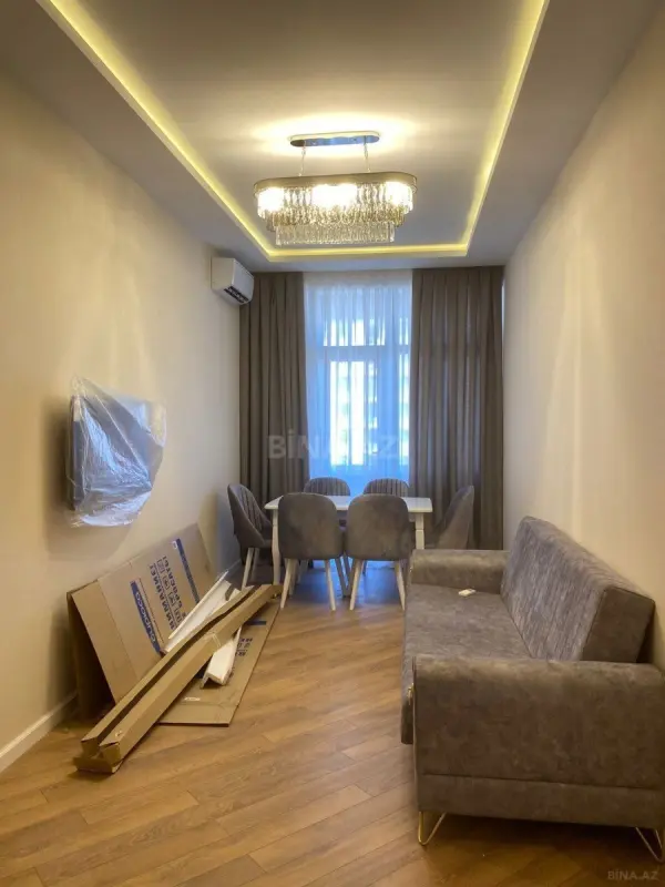 Kirayə verilir 2 otaqlı mənzil 75 m²