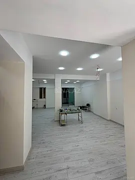 Kirayə verilir obyekt 100 m² — Bakı 100.00 m²