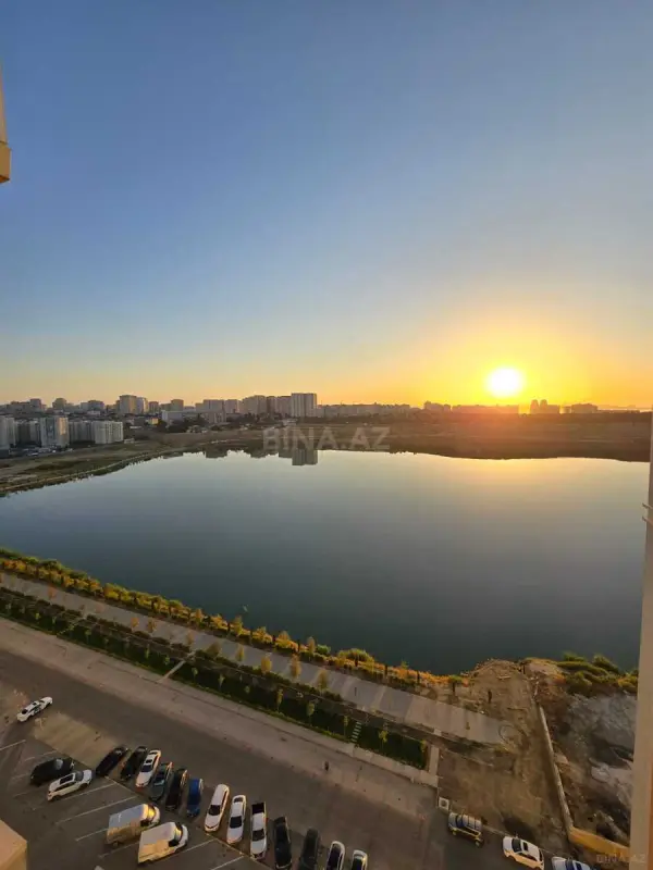 Satılır 3 otaqlı mənzil 83 m²