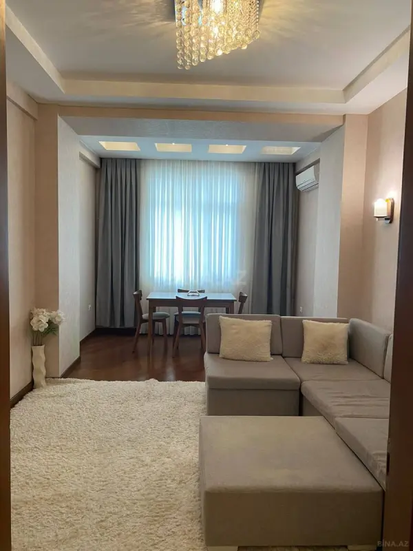 Kirayə verilir 2 otaqlı mənzil 55 m²