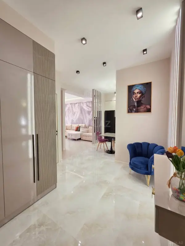 Satılır 2 otaqlı mənzil 65 m²