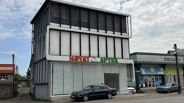 Satılır obyekt 240 m² — Astara 240.00 m²