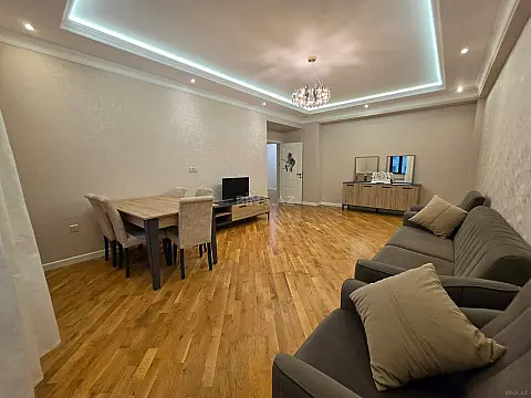Kirayə verilir 3 otaqlı mənzil 130 m² — Bakı 3 otaq 130.00 m²
