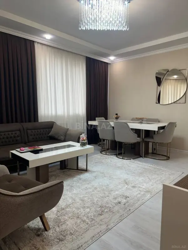 Satılır 3 otaqlı mənzil 120 m²