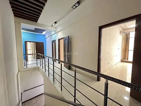 Kirayə verilir 7 otaqlı ofis 250 m² — Bakı 7 otaq 250.00 m²