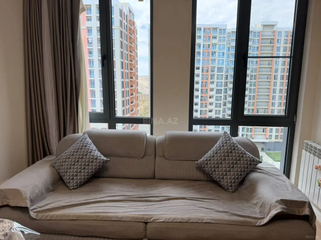 Satılır 2 otaqlı mənzil 49 m²