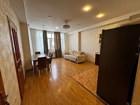 Satılır 3 otaqlı mənzil 64 m² — Bakı, Həzi Aslanov qəs. 3 otaq 64.00 m²