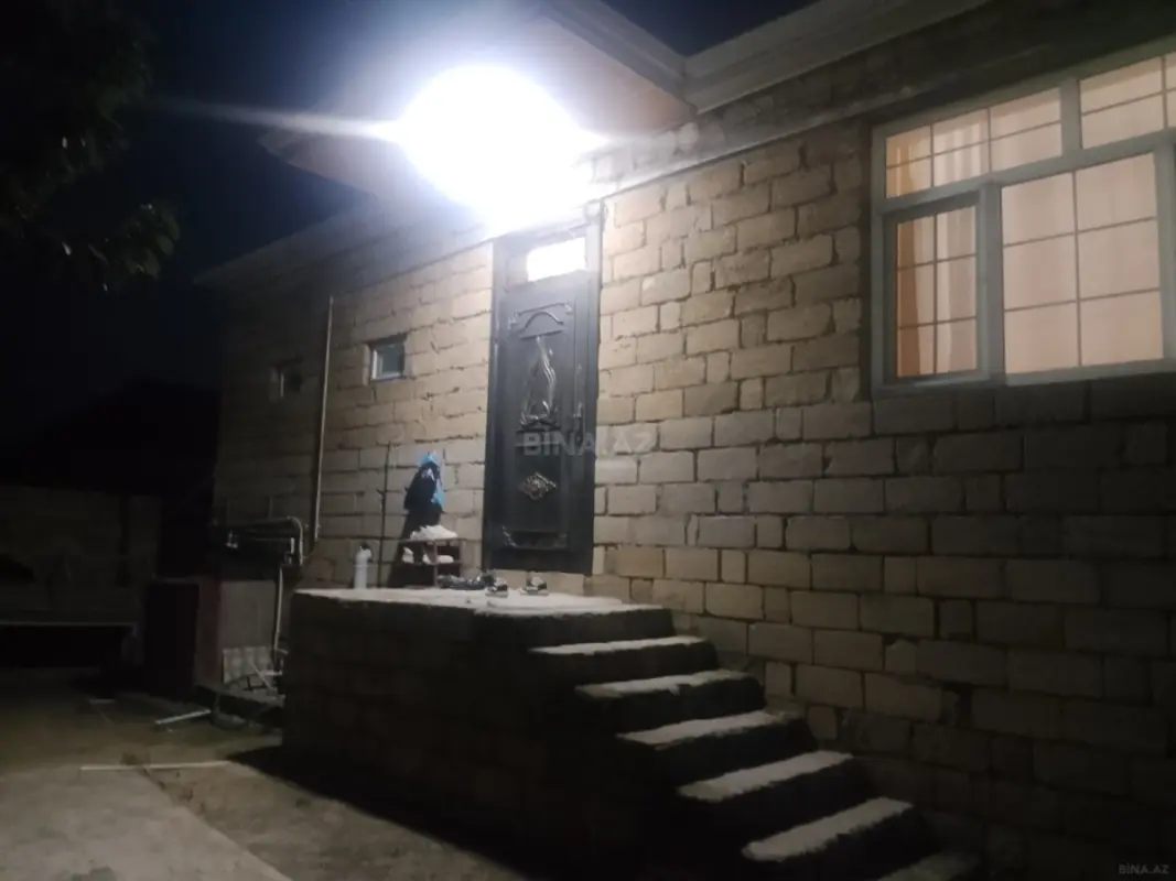 Satılır 4 otaqlı həyət evi 14 m²