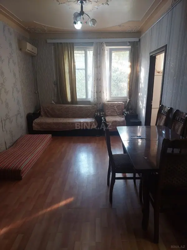 Kirayə verilir 2 otaqlı mənzil 50 m²